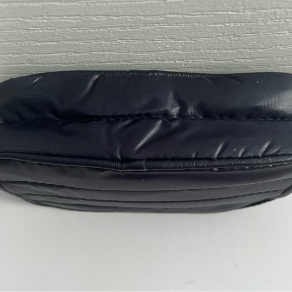 Vintage Pan Am Airlines Complimentary Toiletry Travel Kit Bag. NOS - Picture 4 of 6